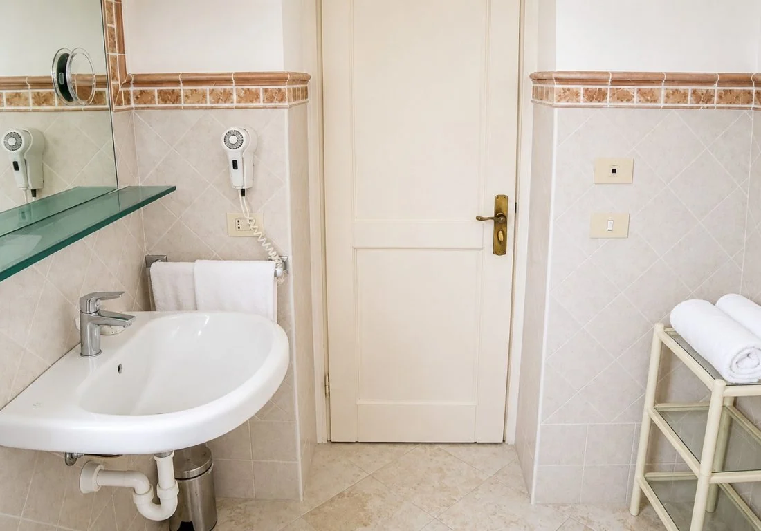 Essential · Le Picchiaie Resort